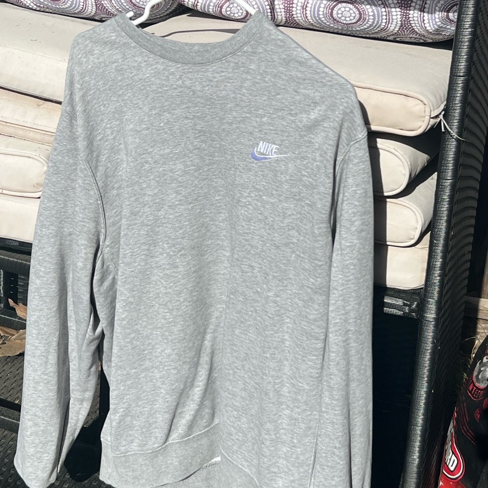 Grey Nike crewneck